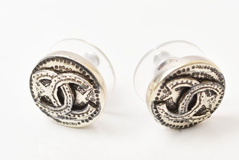 Chanel Earrings Chanel Accessories CC Coco Mark Circle Motif Antique Silver 03
