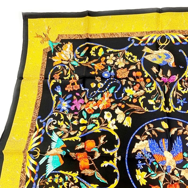 Hermes Silk Carré 90 Pierres D' Orient Et D' Occident Oriental and Western