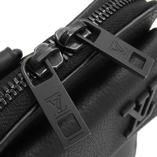 Louis Vuitton Shoulder Bag LV Aerogram Phone Pouch Grain Leather Black Matte