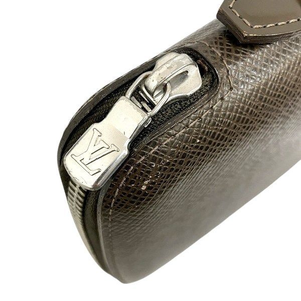 Louis Vuitton Taiga Organizer Atholl M30658 Long Wallet Travel Case Men's