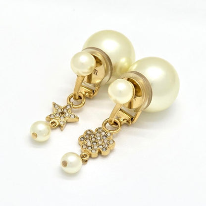 DIOR Tribales Clip Earrings Binaural Star Clover Charm White Resin Pearl White