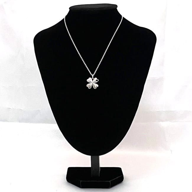 Gucci Clover Necklace Silver Polished Ag 925
