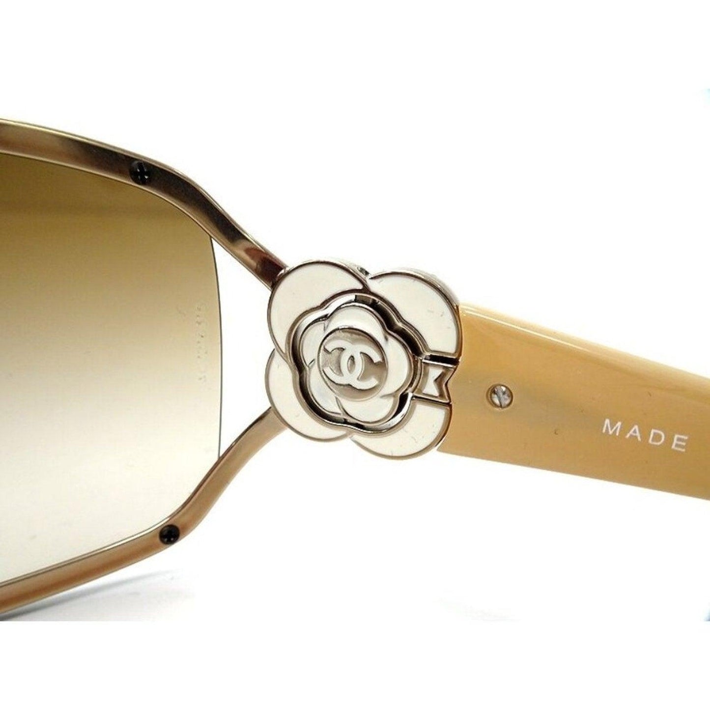 NEW CHANEL CC Logo Vintage Shield Gradient Frameless Sunglasses Camellia - The Reluxe