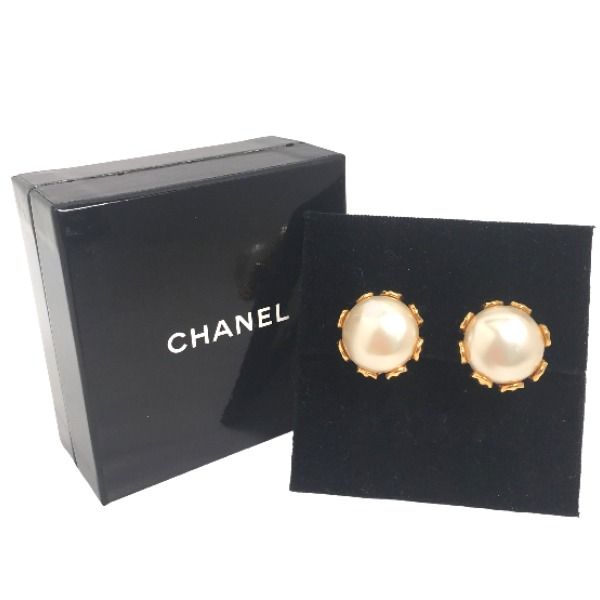 Chanel Large Earrings Elegant Earrings Chanel Gold