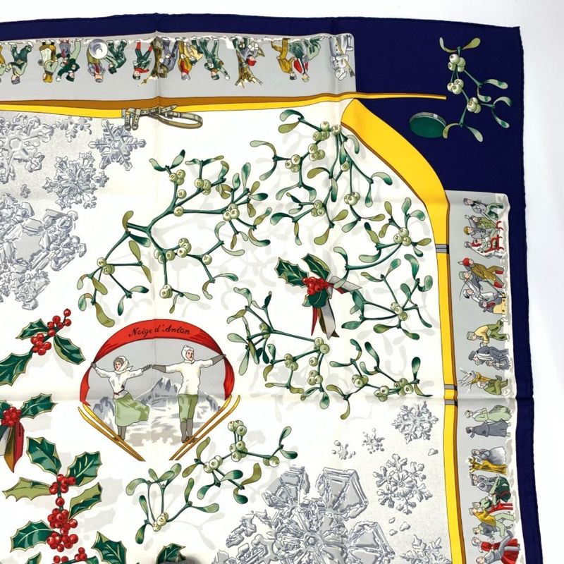 Hermes Carre 90 Neige D'antan Last Year's Snow Scarf 100% Silk
