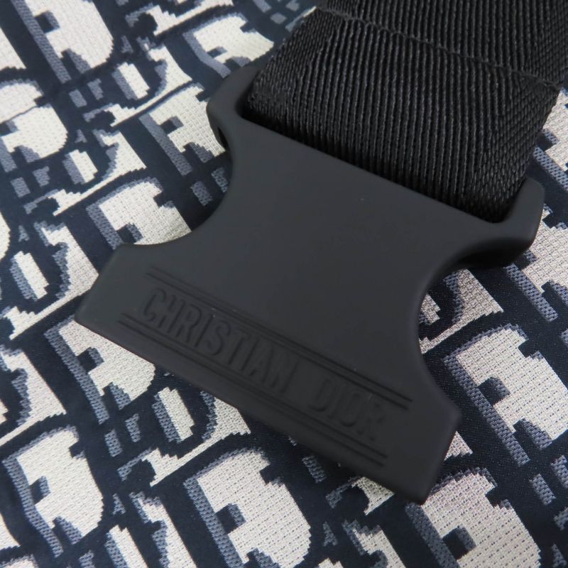 Christian DIOR 457c71a2968 DIOR Alps Oblique Cottoned Puffer Vest Navy Tone 38