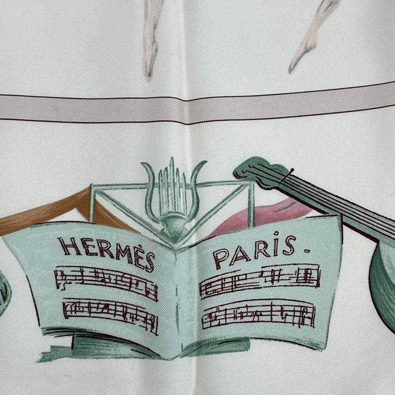 Hermes Carre 90 La Dance Ballet Dancer Ballerina Scarf Silk Beige