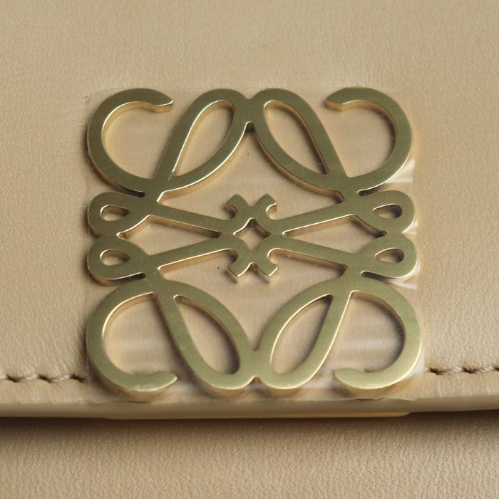Loewe Goya Long Chain Clutch Bag Beige A896o45x01 Ladies Preowned