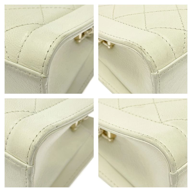 Chanel Matelasse Leather Click Label Shoulder Bag White 439887 Shoulder Bag