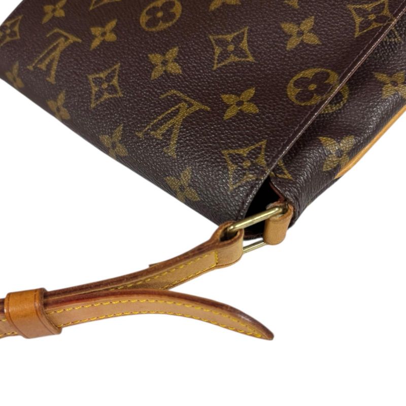 Louis Vuitton Musette Salsa Short Monogram Shoulder Bag Monogram Canvas M51258
