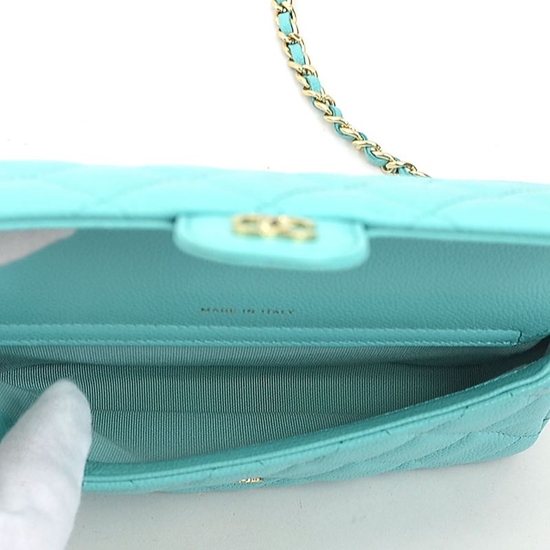 Chanel Chain Wallet Crossbody Shoulder Bag Matelasse