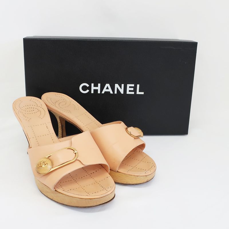 Chanel Sandals Mule Wood Button Coco Mark Pink Beige Size 35.5 22.5cm