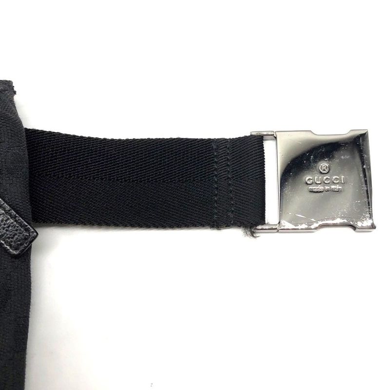 Gucci Body Bag Waist Pouch 28566 GG Canvas Black Zipper Opening Difficulty