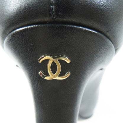 CHANEL G35025 Round Toe Leather Pumps With Coco Mark Black Gold Hardware 36