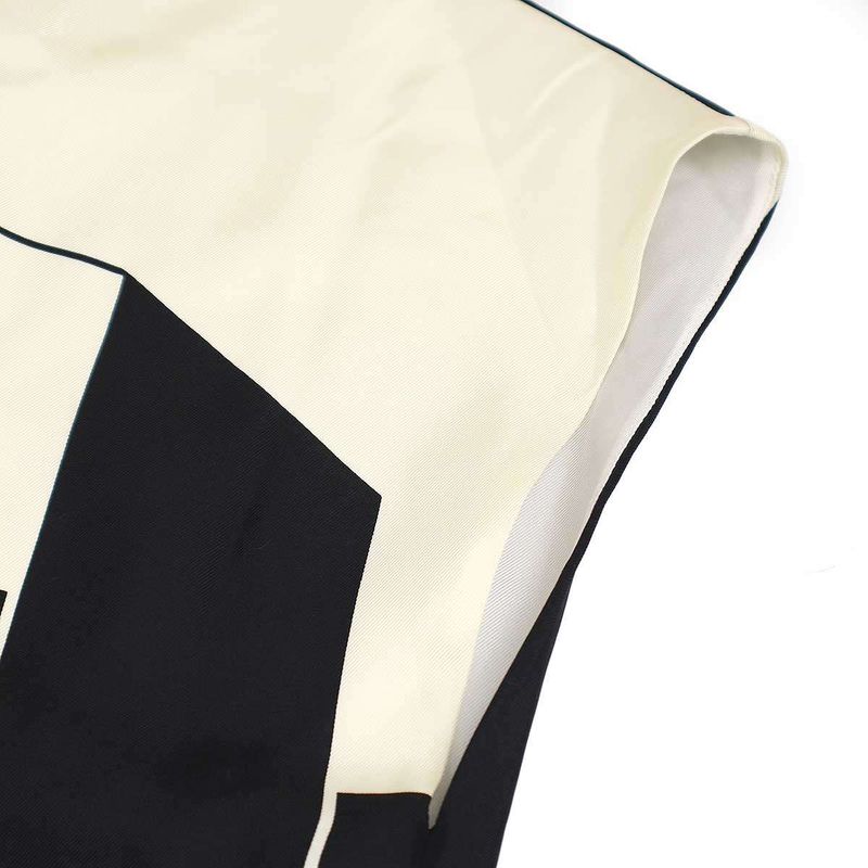 Hermes 2017 Pre-Fall Geometric Silk Top Black Ivory 44