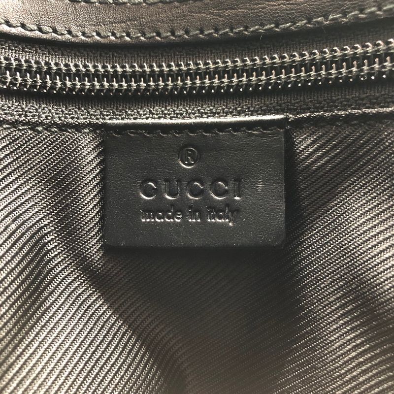 Gucci 27639 Light Shape Shoulder Bag Crossbody Black GG Canvas/leather Men