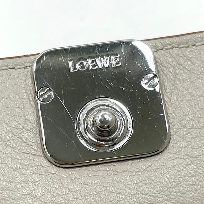 Loewe Card Case Beige Anagram C821z94x02 Business Card Holder