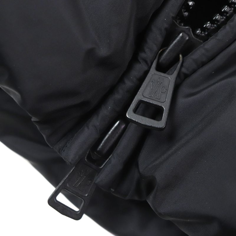 Moncler Montcler Montclar Giubbotto Slim Fit Double Zip-up Down Jacket With