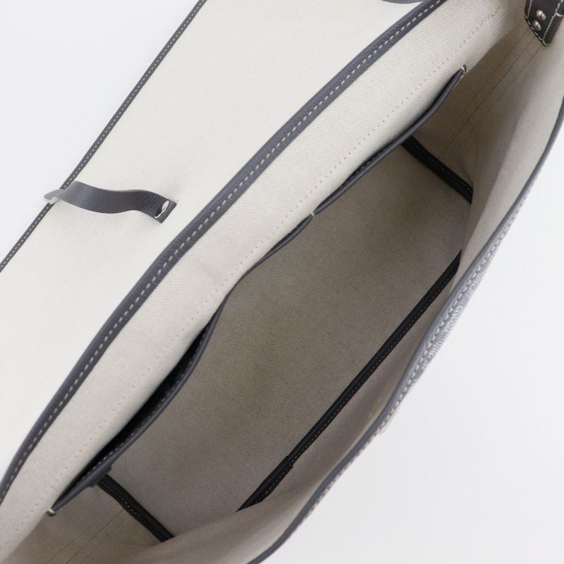 Goyard Capet Chien MM Capetimmlty51cg51p PVC Gray Unisex Shoulder Bag