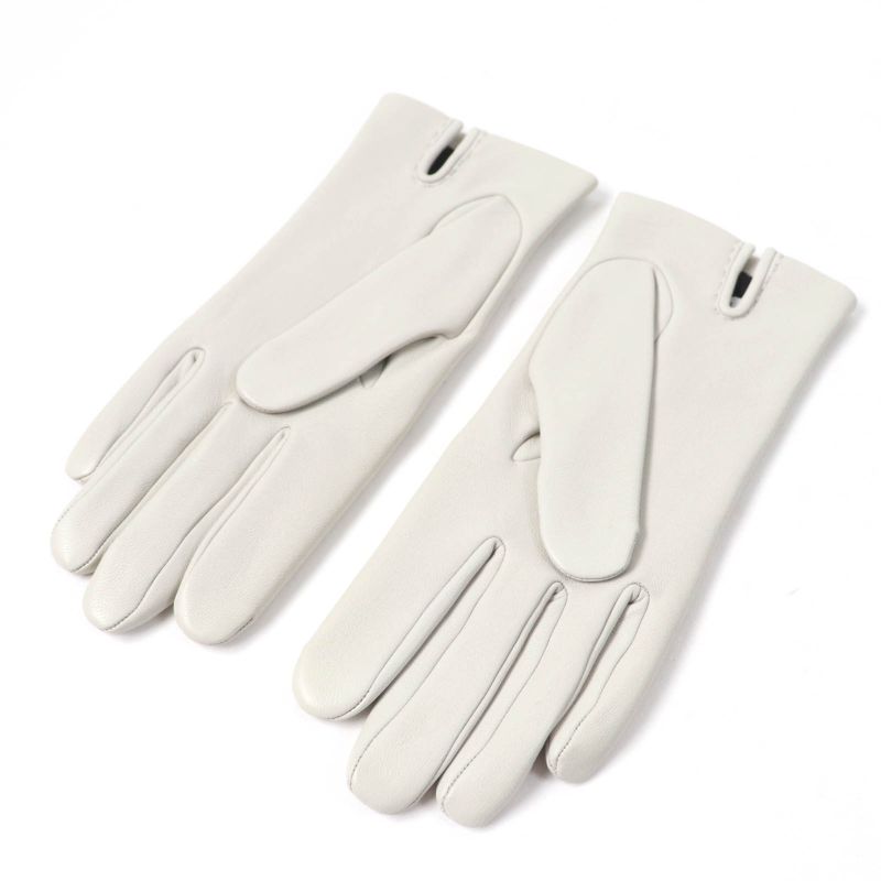 Hermes Lamb Leather Lined 100% Silk Chaine D'ancre H Motif Gloves Light Gray
