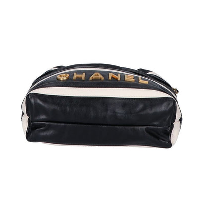 Chanel Beautiful Chanel 22 Mini Shiny Calf Hand