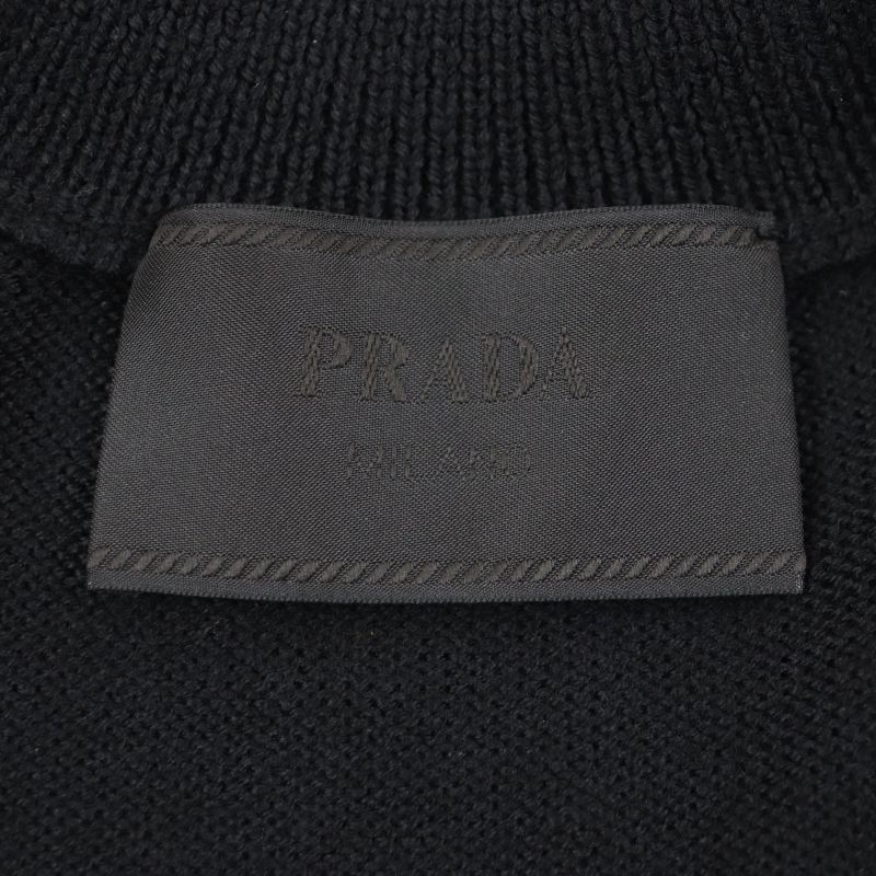 Prada Umc149 100% Virgin Wool Re-nylon Triangle Logo Triangle Plate Knit