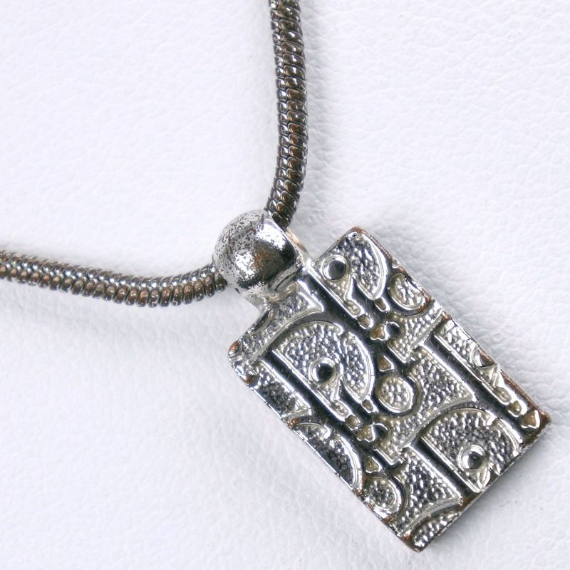 [dior] Christian Dior Trotter Rhinestone Ladies 8.7g Necklace