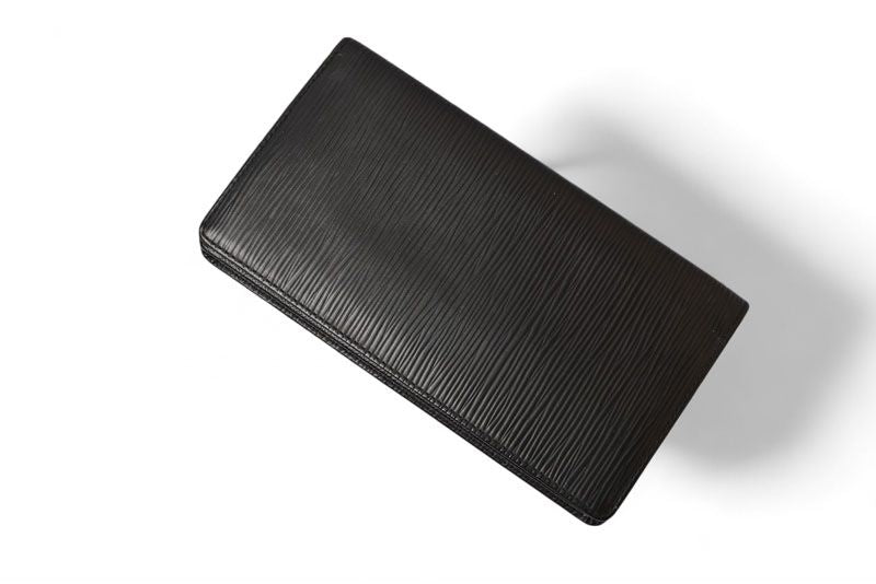Louis Vuitton Wallet Vintage Men's Louis Vuitton Long Wallet Epi Porte Cult
