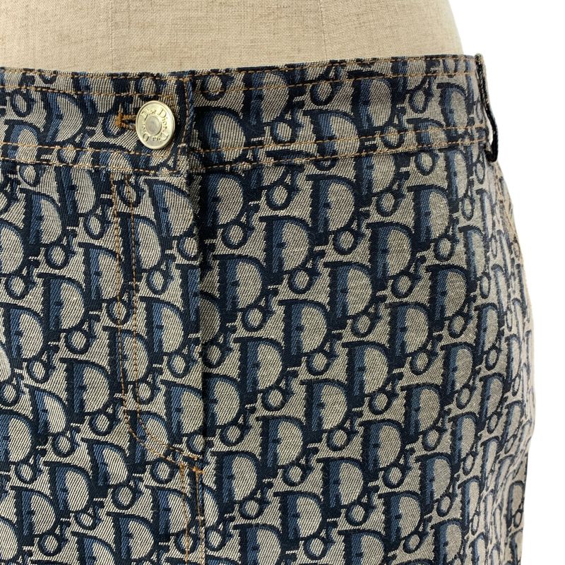 Christian DIOR | Total Pattern Oblique Jacquard Logo Button Back Slit Skirt |