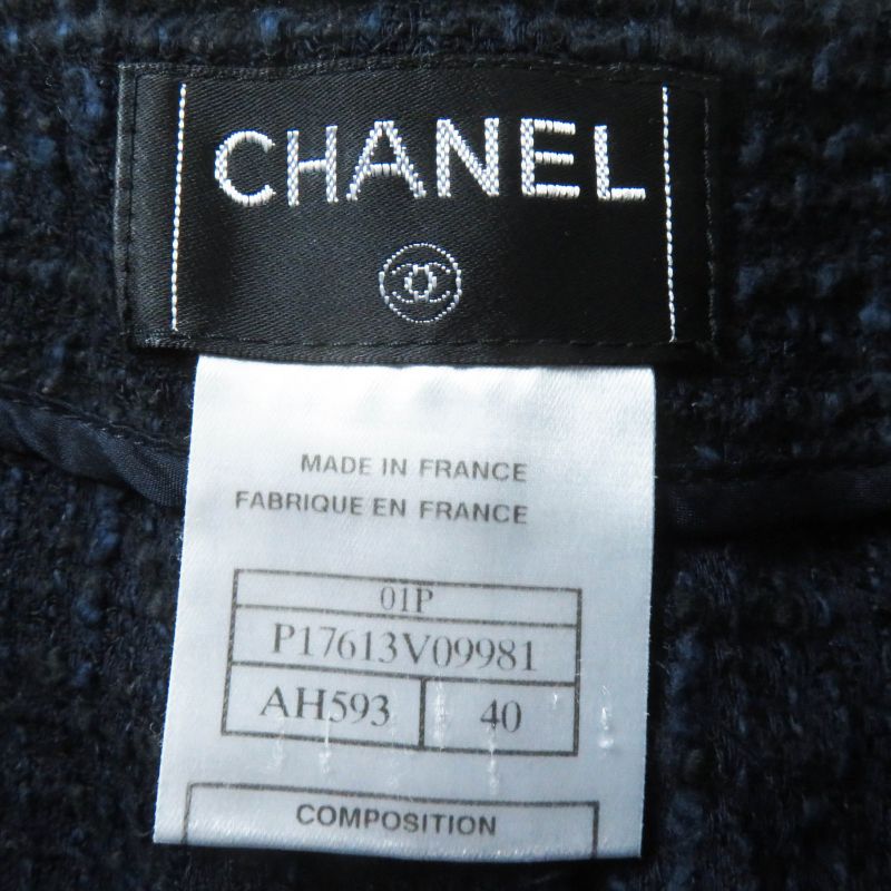 CHANEL 01P P17613 Wool Cotton Logo Plate Knee Length Tweed Skirt Navy Black 40