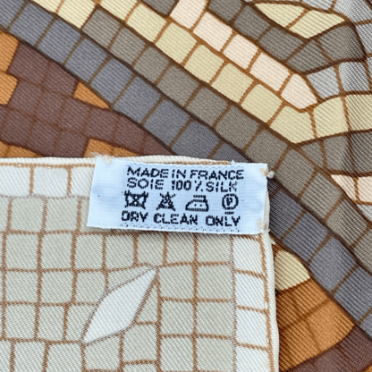 Hermes Carre 90 CAVE Felem Attention Cats Brahant Scarf 100% Silk