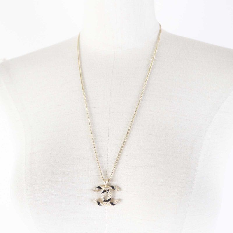 CHANEL A21C F Coco Mark Pendant / Necklace With Pearl And Rhinestone Gold Black