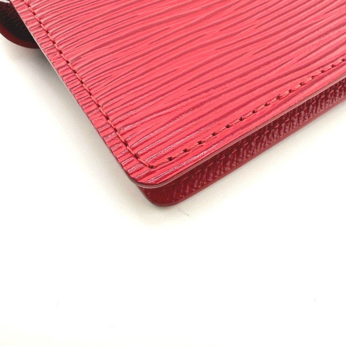 Louis Vuitton R2005 E Epi Notebook Cover Agenda PM