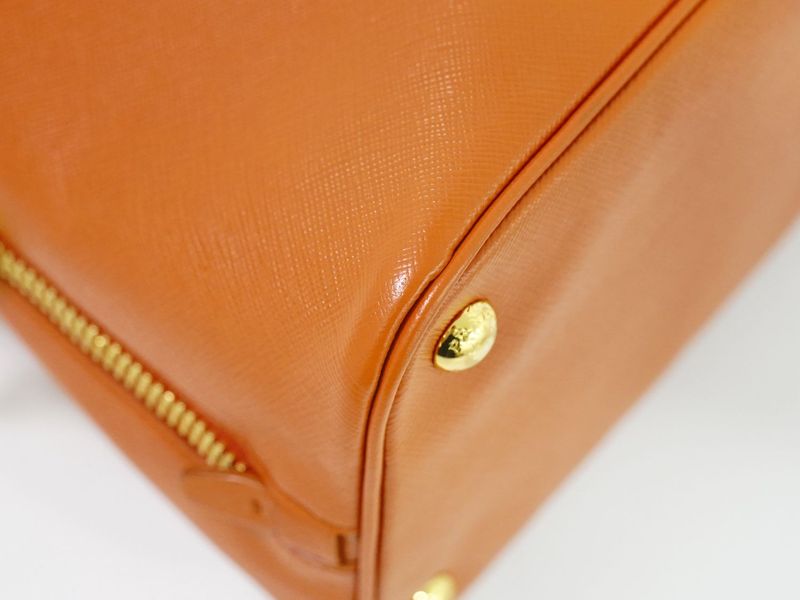 Authentic Prada Leather Handbag Orange Bag Pre-owned [follow-up Discount