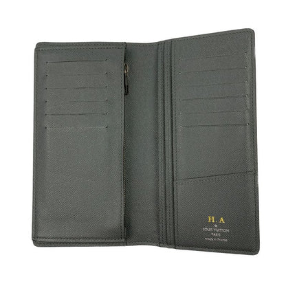 Louis Vuitton Taiga Portefeuille Brazza Folding Long Wallet M32653 Gray