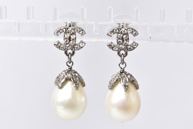 Chanel Earrings Pearl Motif Coco Rhinestone Silver