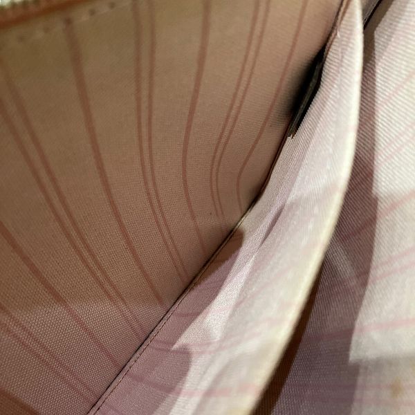 Louis Vuitton Damier Neverfull Attached Pouch Ladies