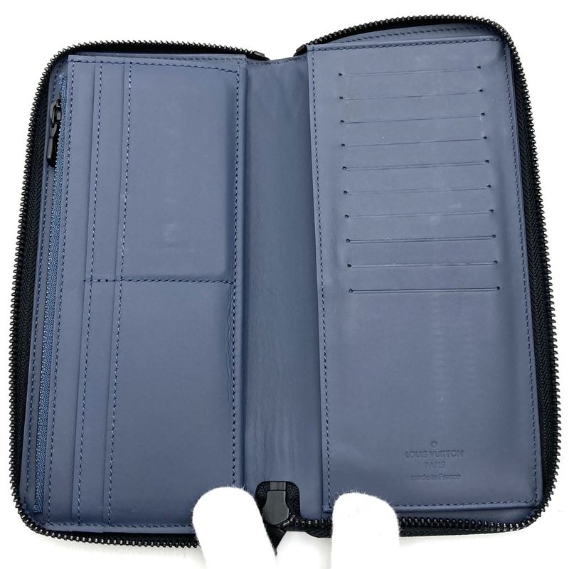 Louis Vuitton M82322 Voltikal Long Wallet Navy And Blue Monogram Shadow Zippy