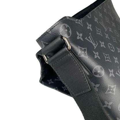 Louis Vuitton Monogram Eclipse District MM NM Shoulder Bag Black M44001 90295932