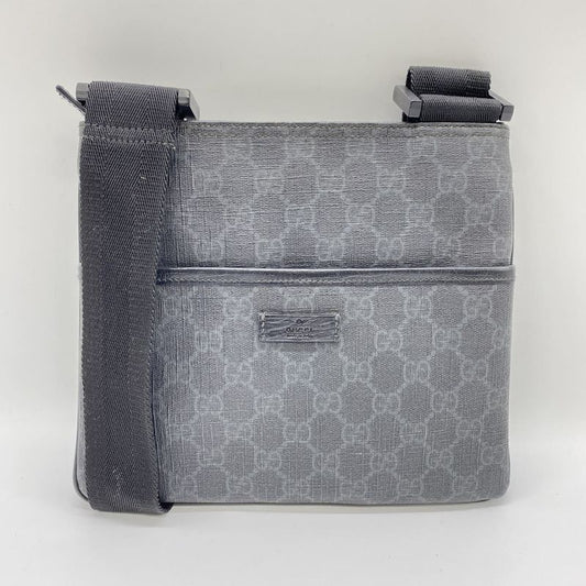 Gucci 162905 Shoulder Bag GG Supreme PVC Leather Black Ladies Men Fashion