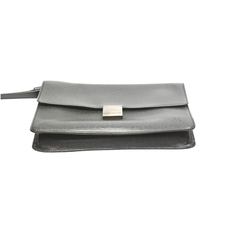 Louis Vuitton M30782 Taiga Clutch Bag Serenga Clutch Bag Louis Vuitton Black