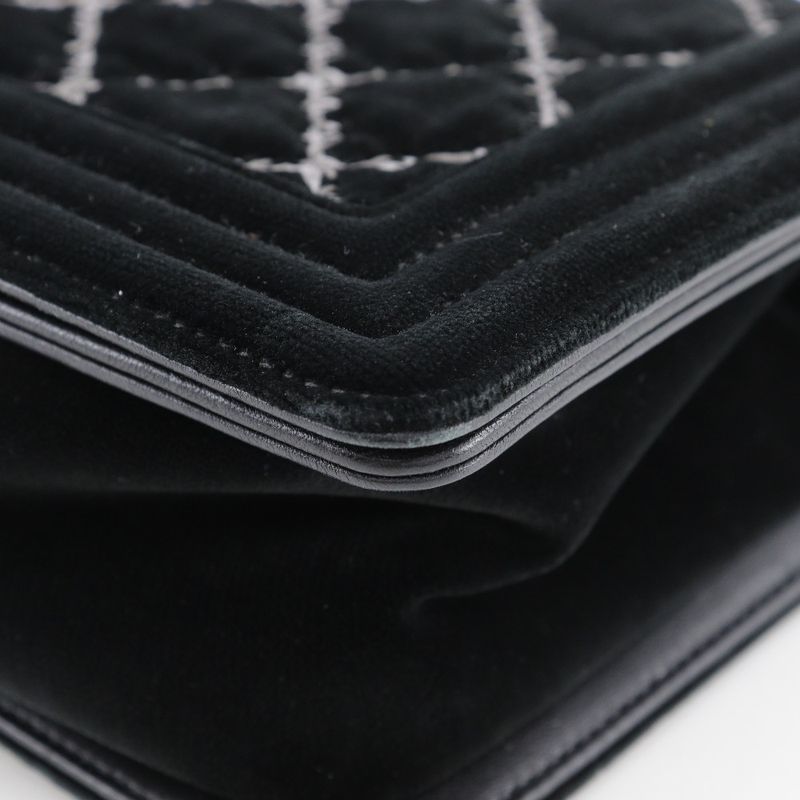 Chanel Boy Chanel 25 Chain Shoulder Matelasse Stitching Velour And Leather