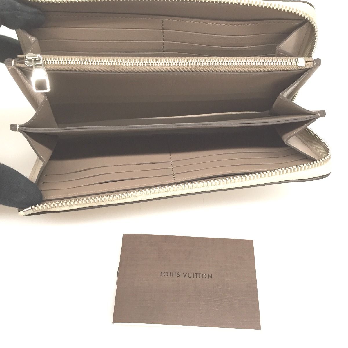 Louis Vuitton Round Zipper Long Wallet