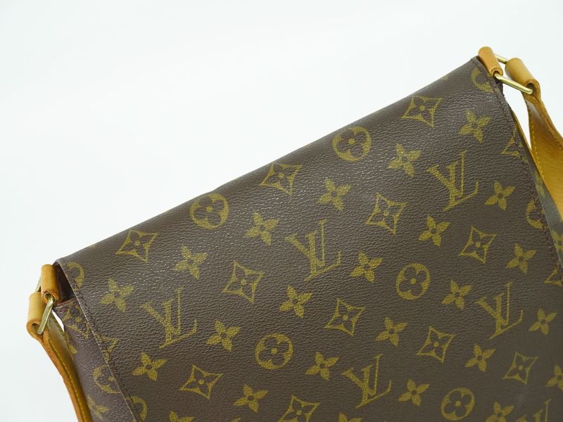 Authentic Louis Vuitton LV Musette Monogram Shoulder Bag Pochette Brown M51256