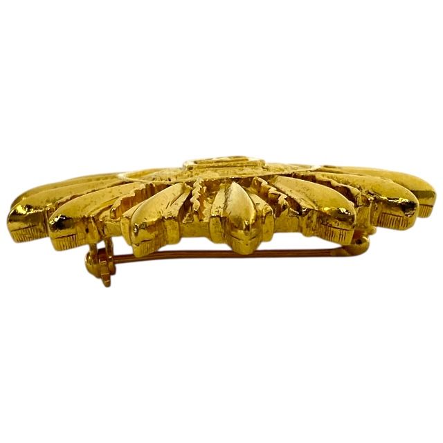 Chanel Emblem Brooch Vintage 1174 GP Gold Chanel