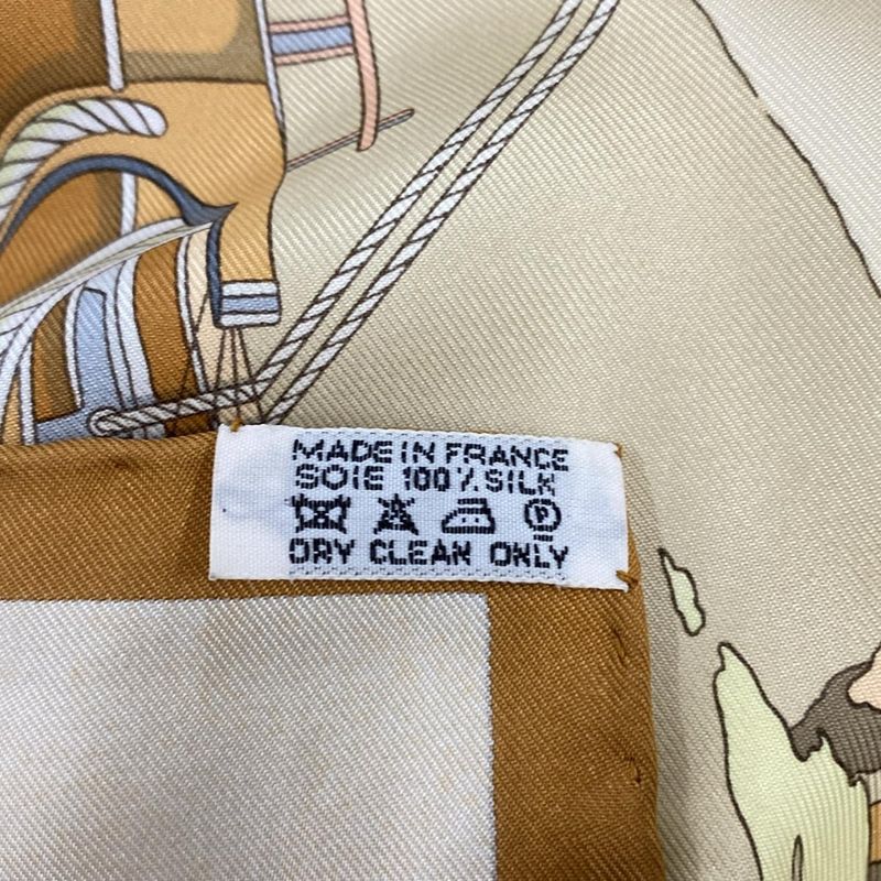 Hermes Scarf Carré 90 Light Brown×pink Beige×multi Face Au Large