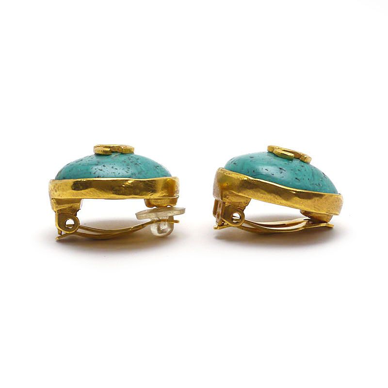 Chanel Earring Coco Mark Greenish Green And Gold 98P