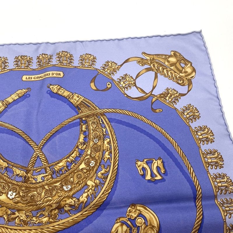 Hermes Carré 42 Golden Knight 100% Silk Scarf Blue Used 005541