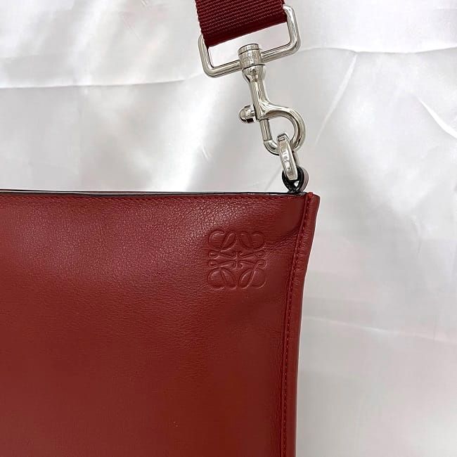 Loewe Shoulder Bag Red Anagram Excellent Condition Leather Preowned 261501