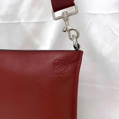 Loewe Shoulder Bag Red Anagram Excellent Condition Leather Preowned 261501